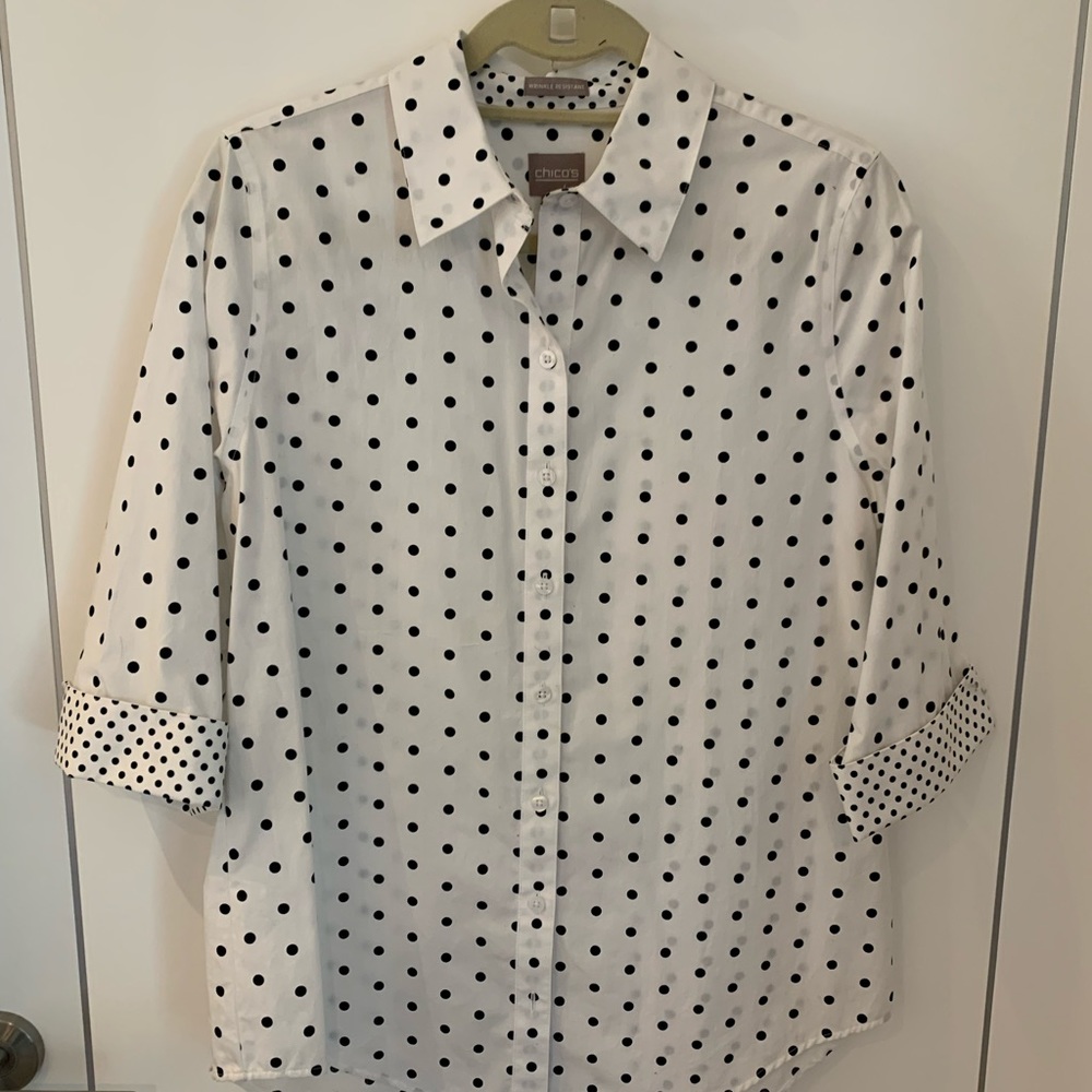 Chico’s front button shirt Size 0